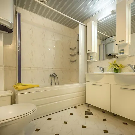 Апартаменты Sunny&cosy Apart, Rafailovici Будва