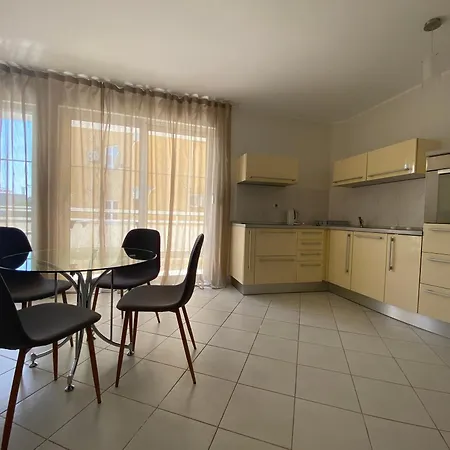 דירה Sunny&cosy Apart, Rafailovici *
